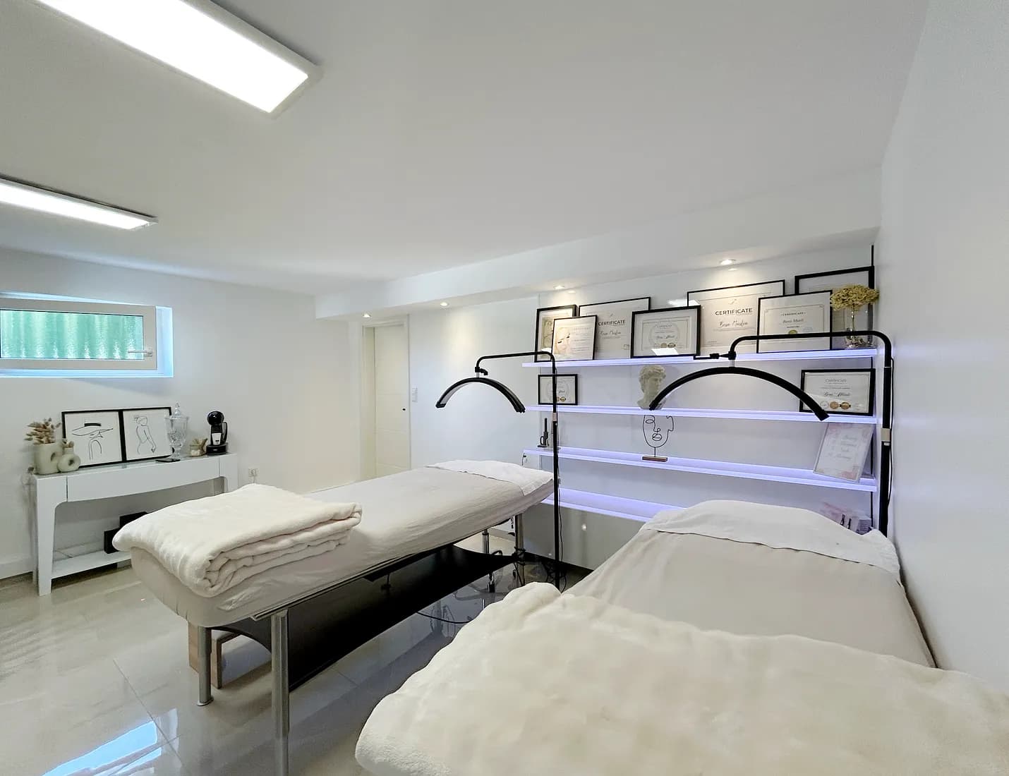 Beauty by Besa - Regard